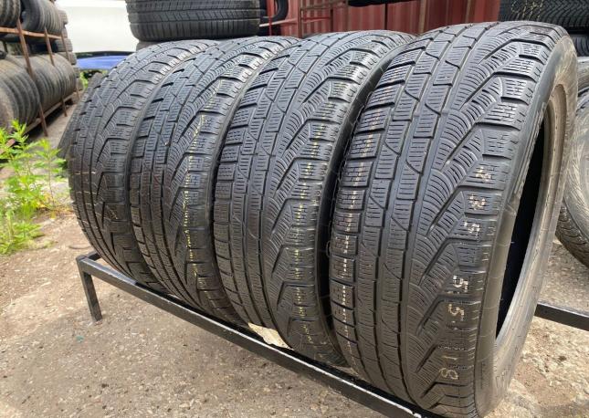 Pirelli Winter 210 SnowControl Serie II 235/55 R18