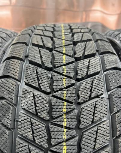 Boto WD69 245/45 R20 103T