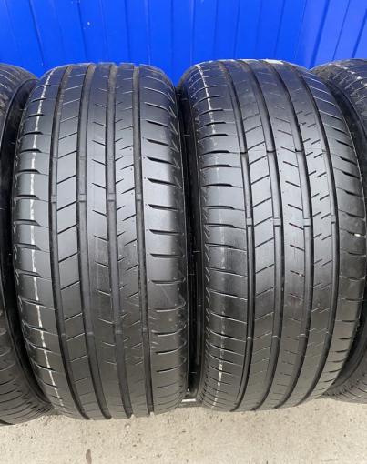 Bridgestone Alenza 001 245/50 R19