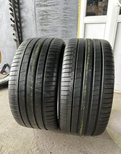 Pirelli P Zero PZ4 275/30 R21