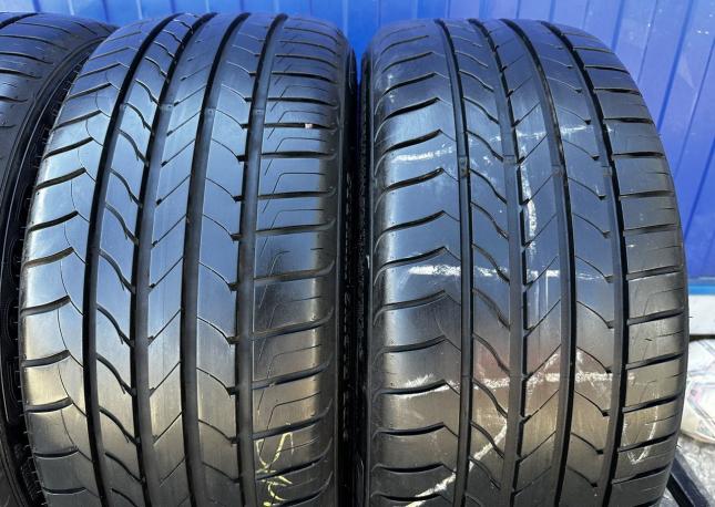 Goodyear EfficientGrip 225/45 R18