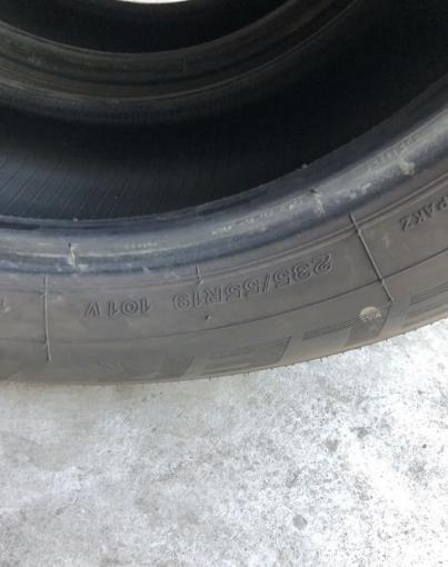 Bridgestone Dueler H/P Sport RFT 235/55 R19