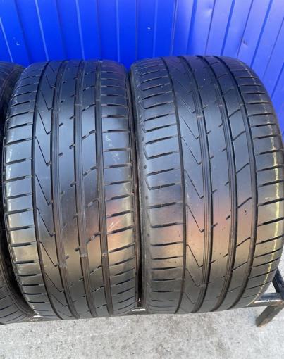 Hankook Ventus S1 Evo 2 K117 225/40 R19 и 255/35 R19