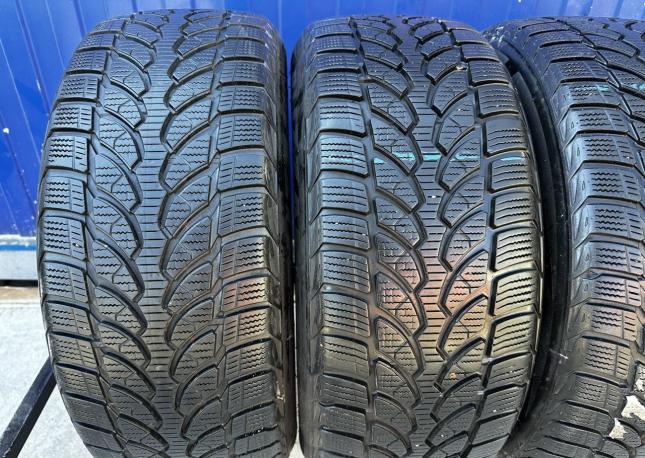 Bridgestone Blizzak LM-32 205/55 R16