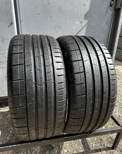 Pirelli P Zero PZ4 245/30 R20