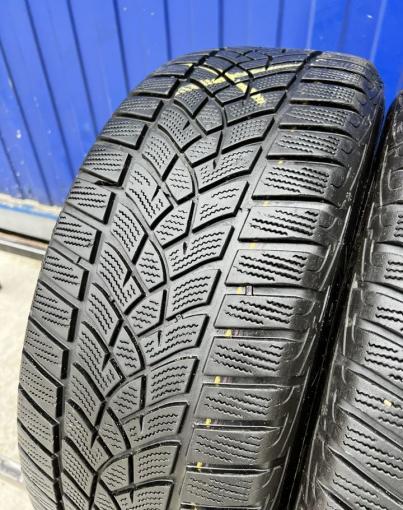 Goodyear UltraGrip Performance Gen-1 215/55 R17