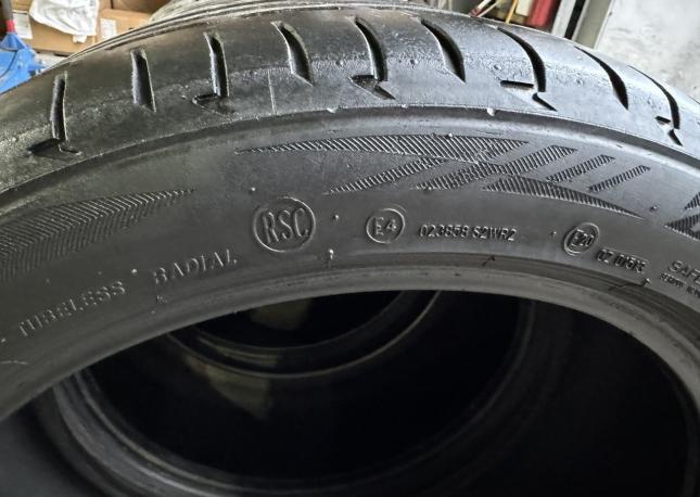 Bridgestone Potenza S001 225/45 R18 и 255/40 R18