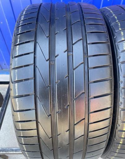 Hankook Ventus S1 Evo 2 K117 225/40 R19 и 255/35 R19