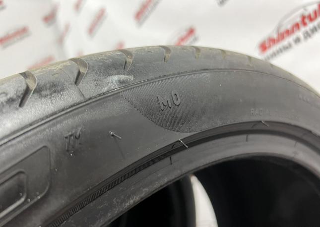Pirelli P Zero 255/35 R19 и 285/30 R19 98Y