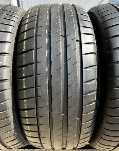 Michelin Pilot Sport 4 225/45 R19