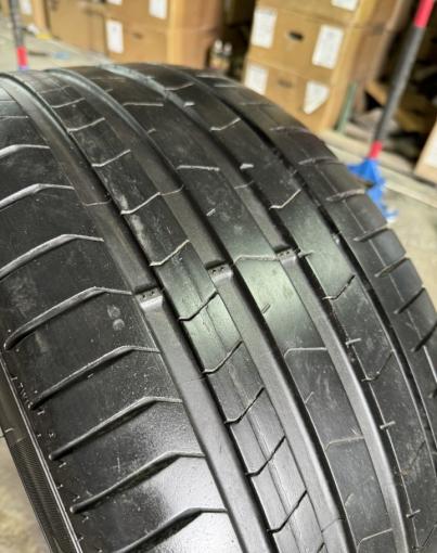 Pirelli P Zero PZ4 275/35 R22