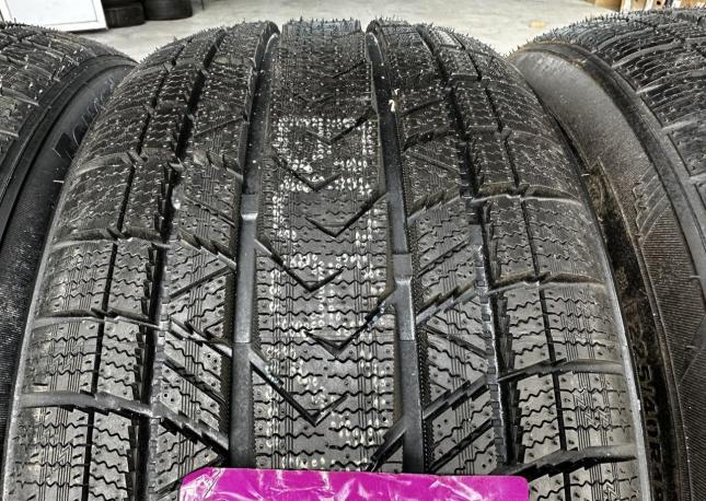 Tourador Winter Pro Max 225/40 R18