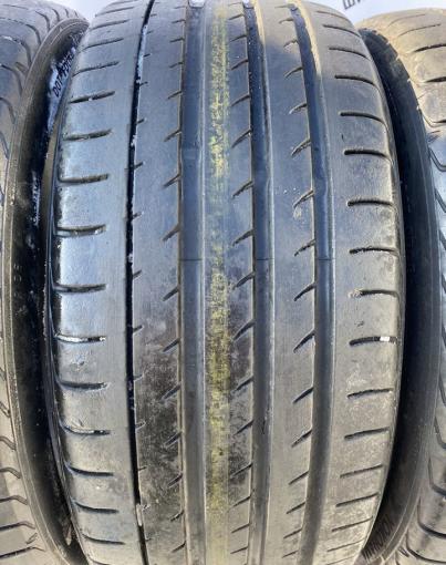 Yokohama Advan Sport V105 225/35 R19