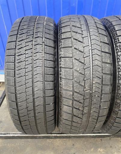 Bridgestone Blizzak VRX 225/60 R17 99Q