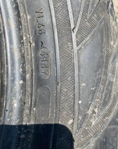 Nokian Tyres WR SUV 3 275/50 R20