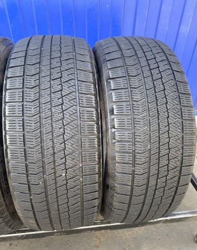 Bridgestone Blizzak VRX2 225/50 R18