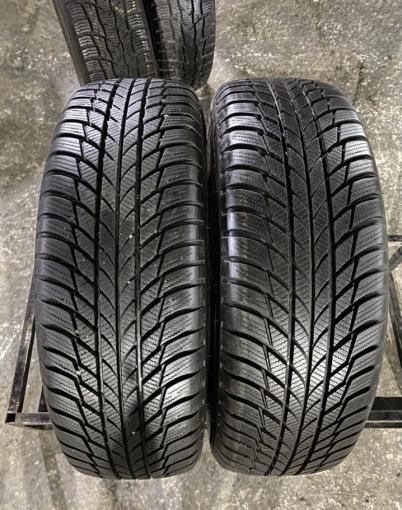 Bridgestone Blizzak LM-001 215/65 R17