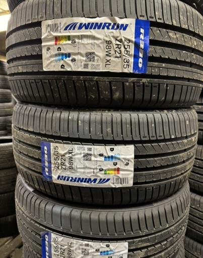 Winrun R330 255/35 R21