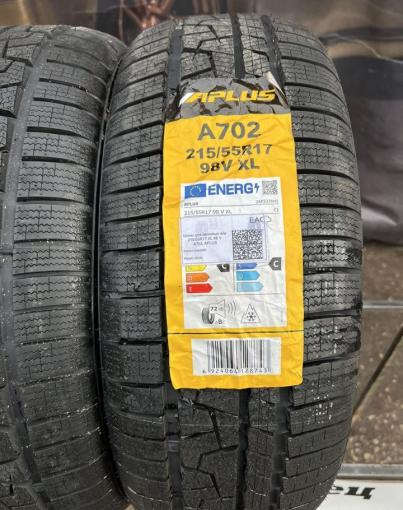 Aplus A702 215/55 R17 98V