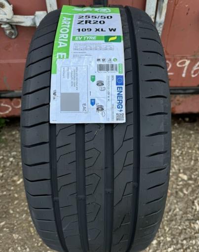 Zeta Alventi 255/50 R20