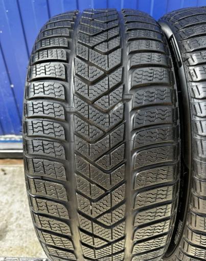 Pirelli Winter Sottozero 3 235/35 R19