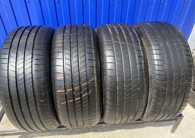 Bridgestone Turanza T005 255/45 R20