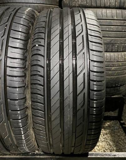 Bridgestone Turanza T001 215/55 R17