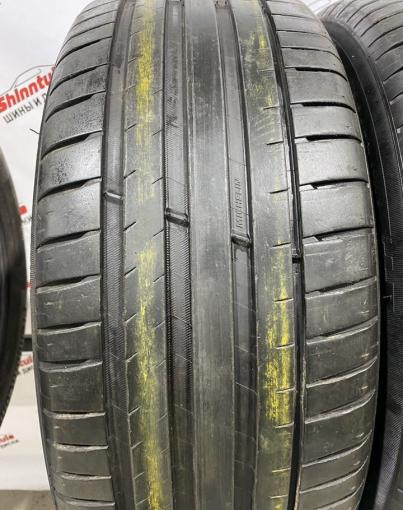 Michelin Pilot Sport 4 SUV 235/55 R19
