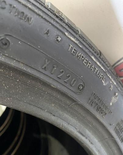 Dunlop SP Sport Maxx 050+ 245/40 R18