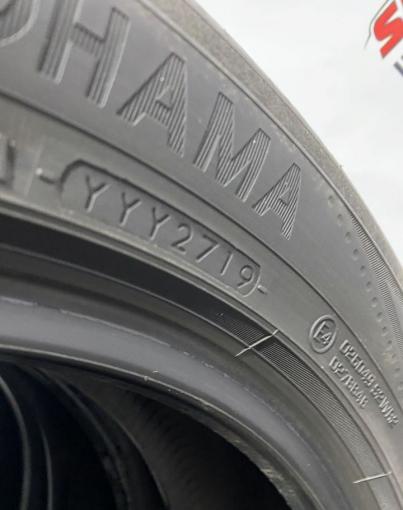 Yokohama BluEarth RV-02 215/55 R17