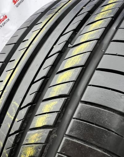 Yokohama Advan dB V552 225/55 R17 97W