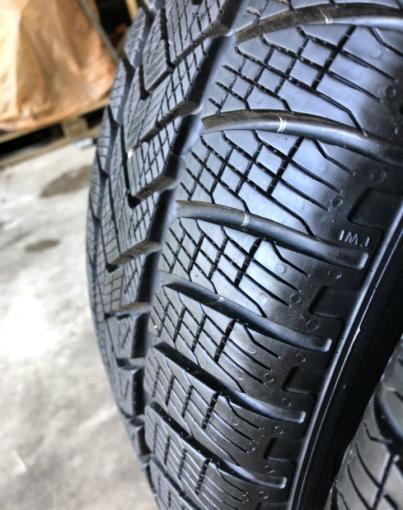 Pirelli Winter Sottozero 3 255/50 R19