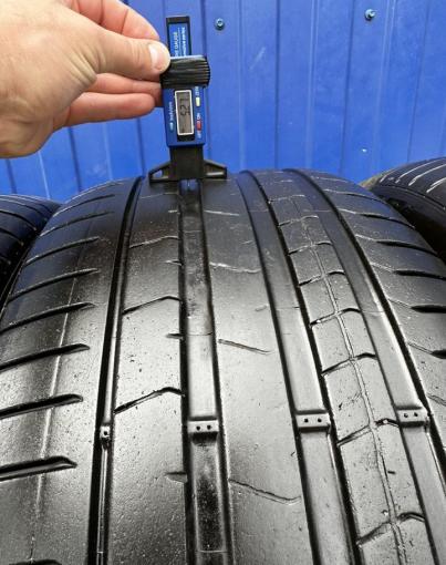 Pirelli P Zero PZ4 275/35 R22 и 315/30 R22