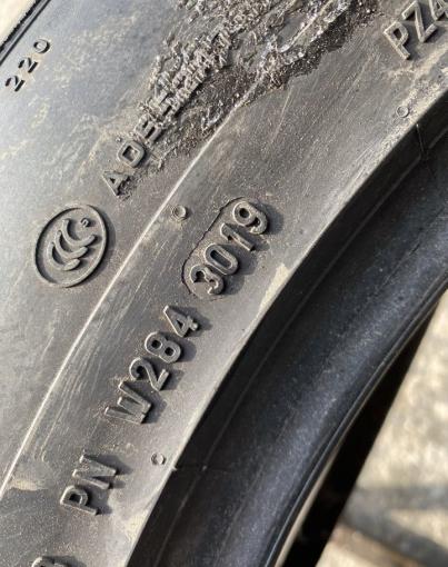 Pirelli P Zero PZ4 285/45 R20