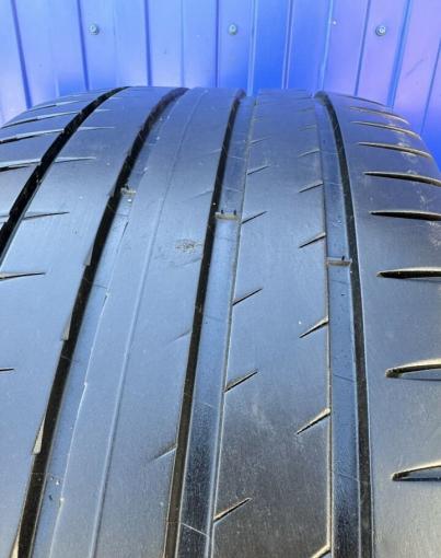 Michelin Pilot Sport 4 S 285/40 R20