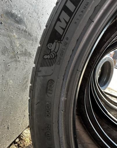 Michelin Pilot Sport 4 225/45 R19