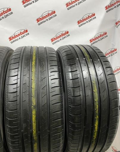 Yokohama BluEarth AE51 225/40 R19