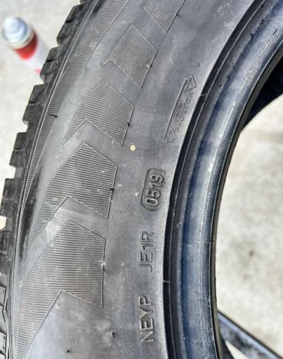 Goodyear UltraGrip 8 Performance 255/60 R18