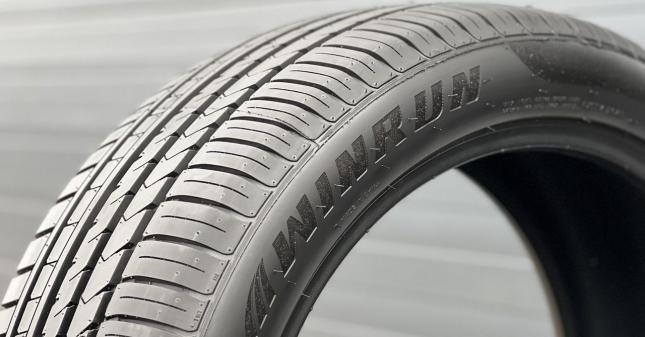 Winrun R330 275/45 R21
