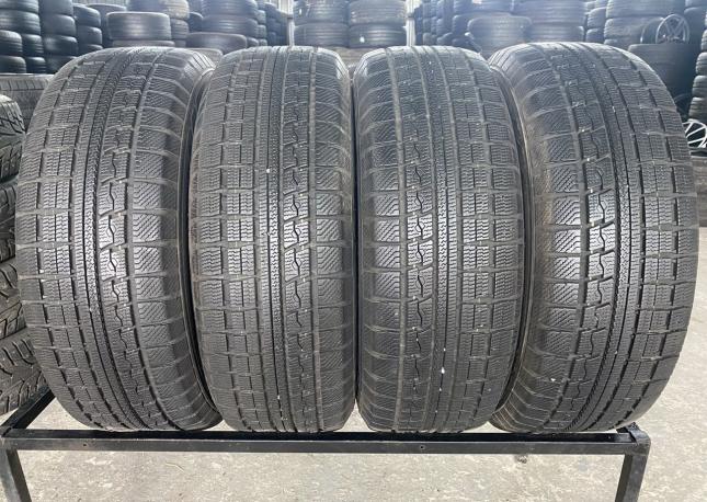 Toyo Winter Tranpath MK4a 225/60 R17