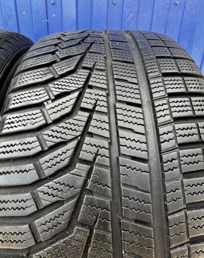 Hankook Winter I&#39;Cept Evo2 W320 235/50 R18