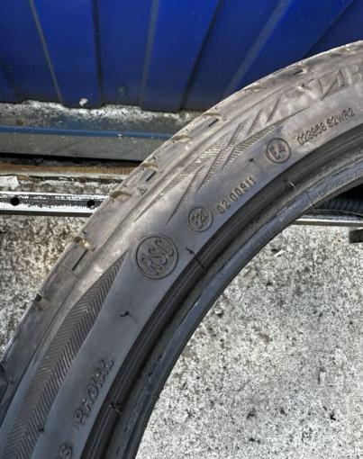 Bridgestone Potenza S001 255/35 R19