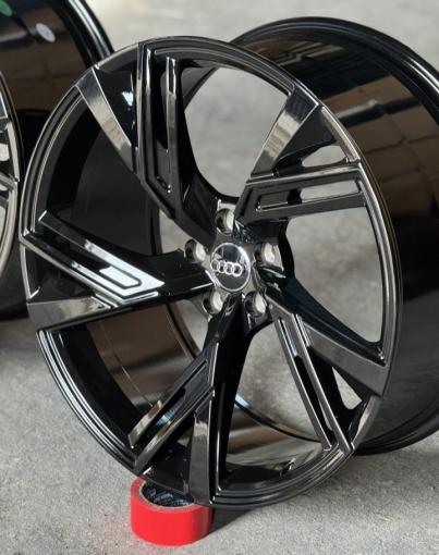 Диски Audi S-Line RS Black R21 5/112