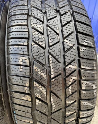 Continental ContiWinterContact TS 830 P 225/40 R18