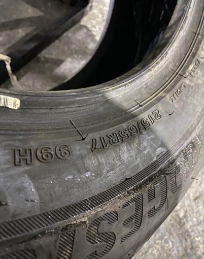 Bridgestone Blizzak LM-001 215/65 R17