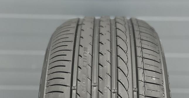 Zeta Alventi 265/40 R21 и 295/35 R21