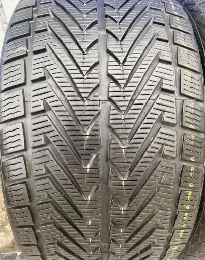 Vredestein Wintrac Nextreme 285/25 R20