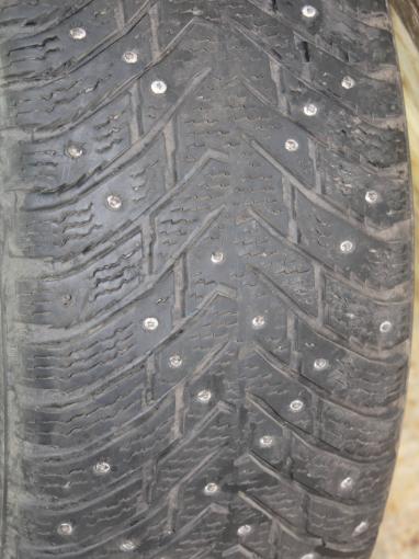 215/60 R16 Nokian Tyres Hakkapeliitta 8 зимние шипованные