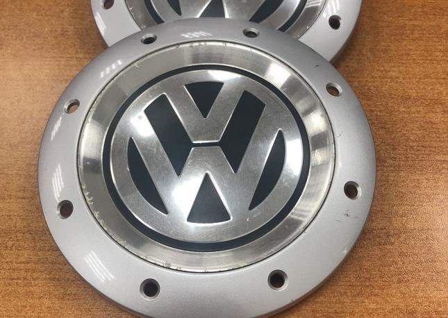 Колпачек литого диска Volkswagen D150 1K0601149E купить