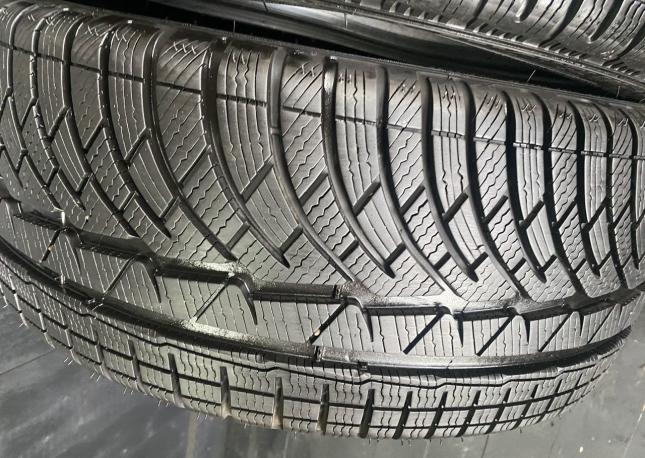 Michelin Pilot Alpin PA4 225/40 R18